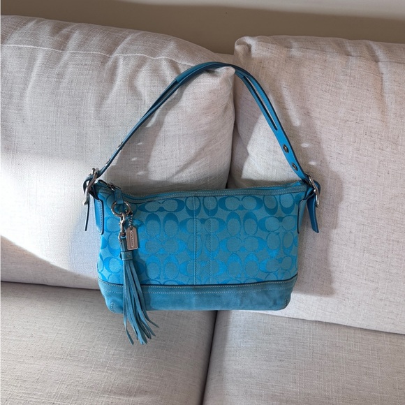 Coach Y2K Soho East West Turquoise Jacquard Suede
Demi Shoulder Tote Bag 9363 - Picture 1 of 11
